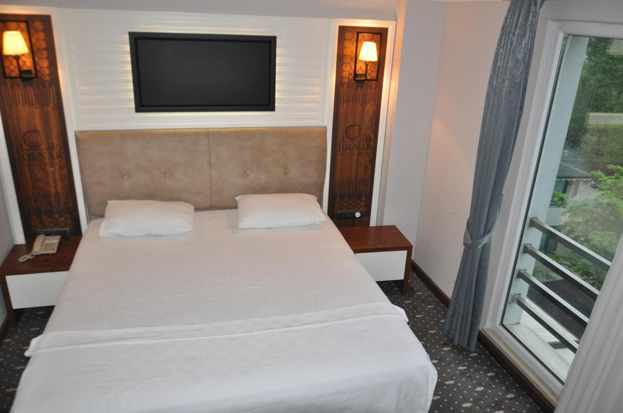 Jolnar Garden Hotel Macka ภายนอก รูปภาพ